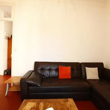 Le Marche Du Port Apartamento *