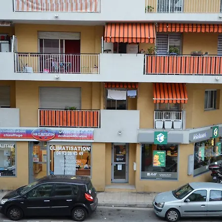 Appartamento Le Marche Du Port